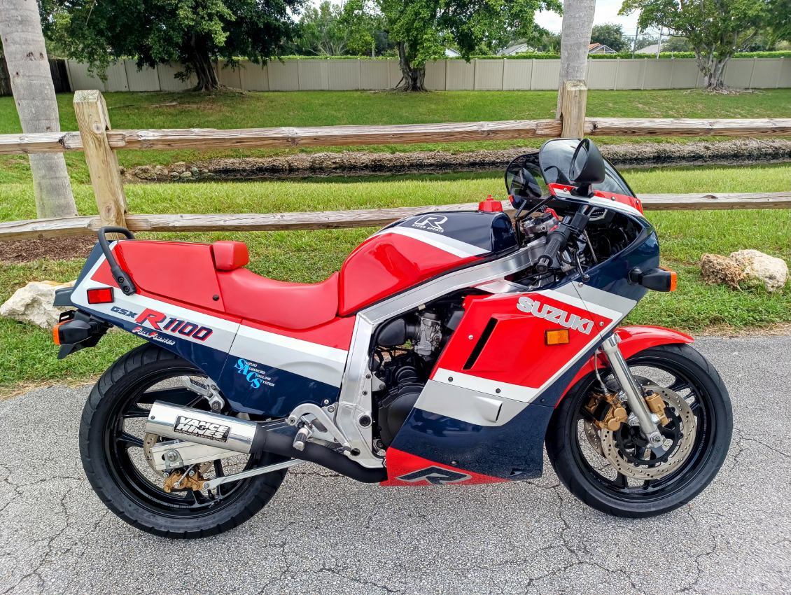 CycleTrader's tweet image. 🔥 Trending Now: 1986 Suzuki GSX-R1100 ✨ Rare collector’s dream! 2,000 miles • Iconic superbike from the ‘80s 🏍️📍 Located in Pembroke Pines, FL &amp;amp; priced at $14,500! 😎 Check it out 👉 brnw.ch/21wWovT

#CycleTrader #SuzukiGSXR #MotorcycleLife #RideMore #BuySellResearch