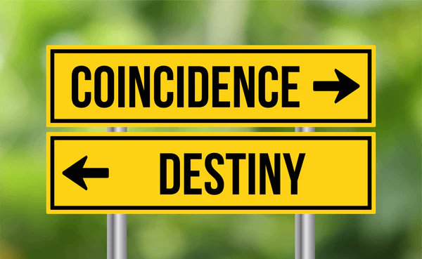 DarlingAxe's tweet image. Coincidence in Fiction: Unearned Clues and Lightning Strikes

&quot;Coincidence works when it ignites trouble, not when it puts out fires.&quot;

darlingaxe.com/blogs/news/coi…

#writingcommunity