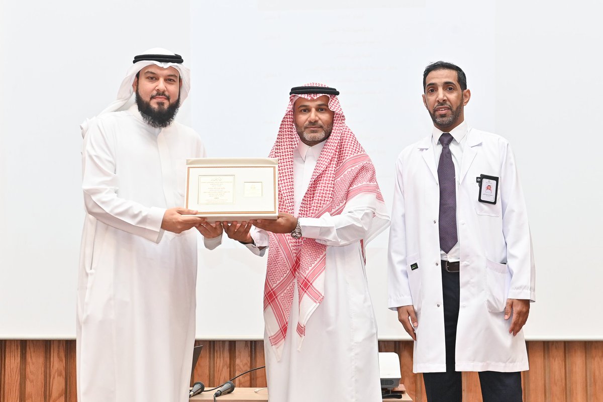 وكالة الجامعة للدراسات العليا والبحث العلمي tweet media