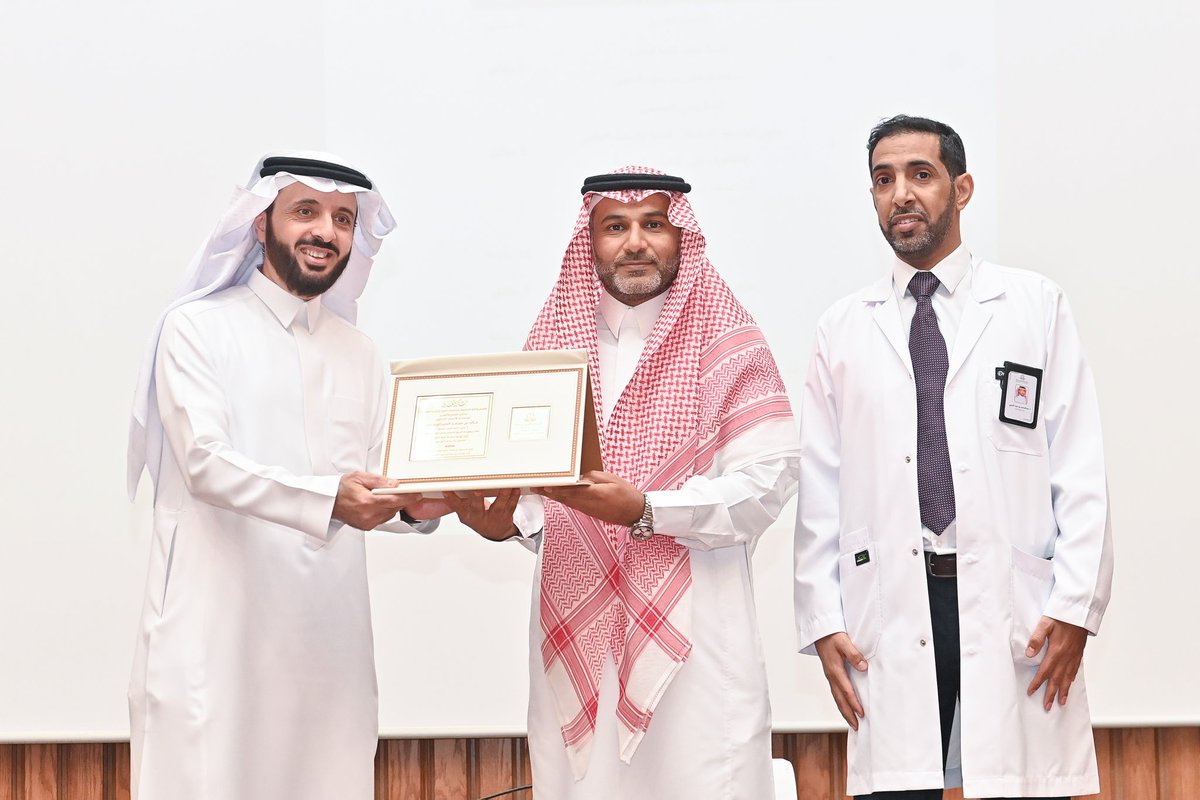 وكالة الجامعة للدراسات العليا والبحث العلمي tweet media