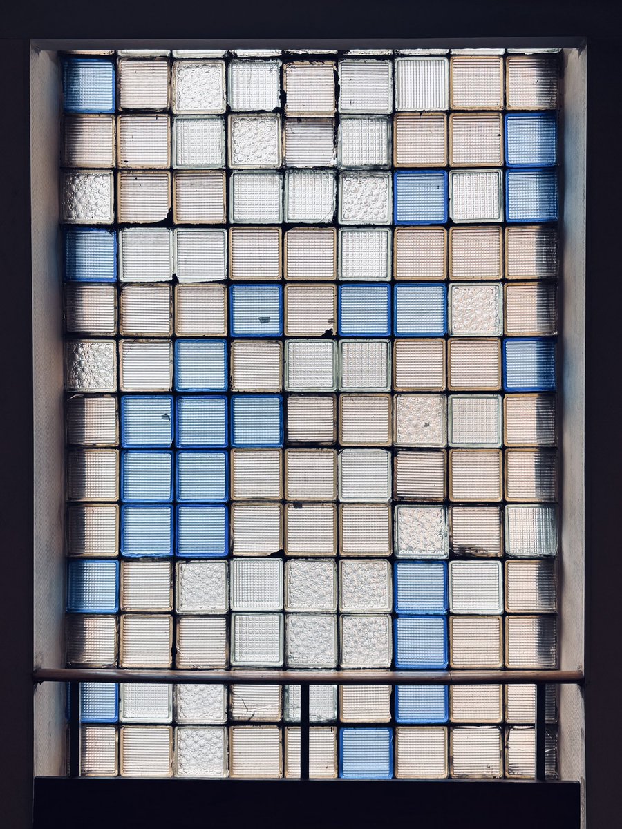 JuliaMaikut's tweet image. #day278  square shape… #street #challenge #challenge365 #perspective #challengephoto #challengephoto365