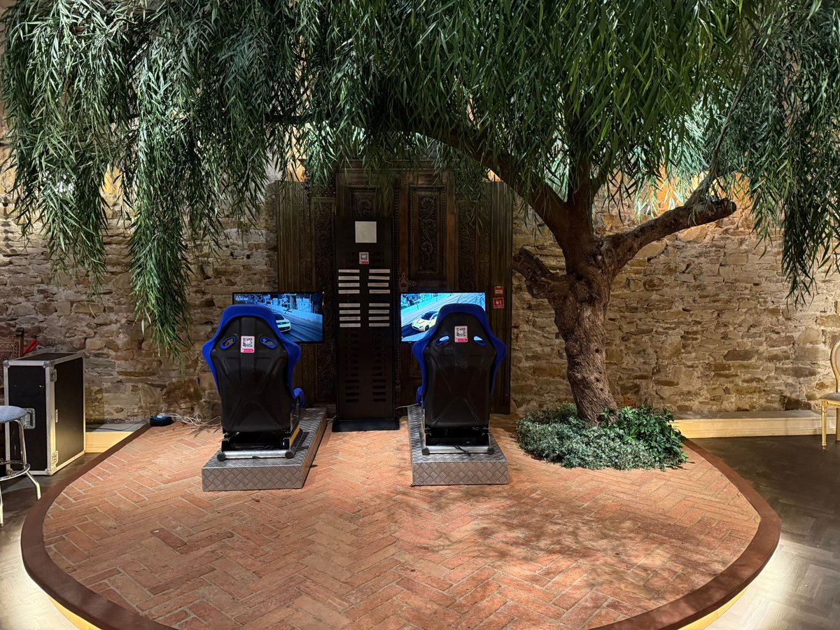 Brilliant time at The Croft for Tom and Liz's wedding with our 𝗥𝗮𝗰𝗶𝗻𝗴 𝗦𝗶𝗺𝘂𝗹𝗮𝘁𝗼𝗿𝘀! 🏁

#RacingSimulators #EventEntertainment #WeddingEntertainment #Wedding #CarSimulators
