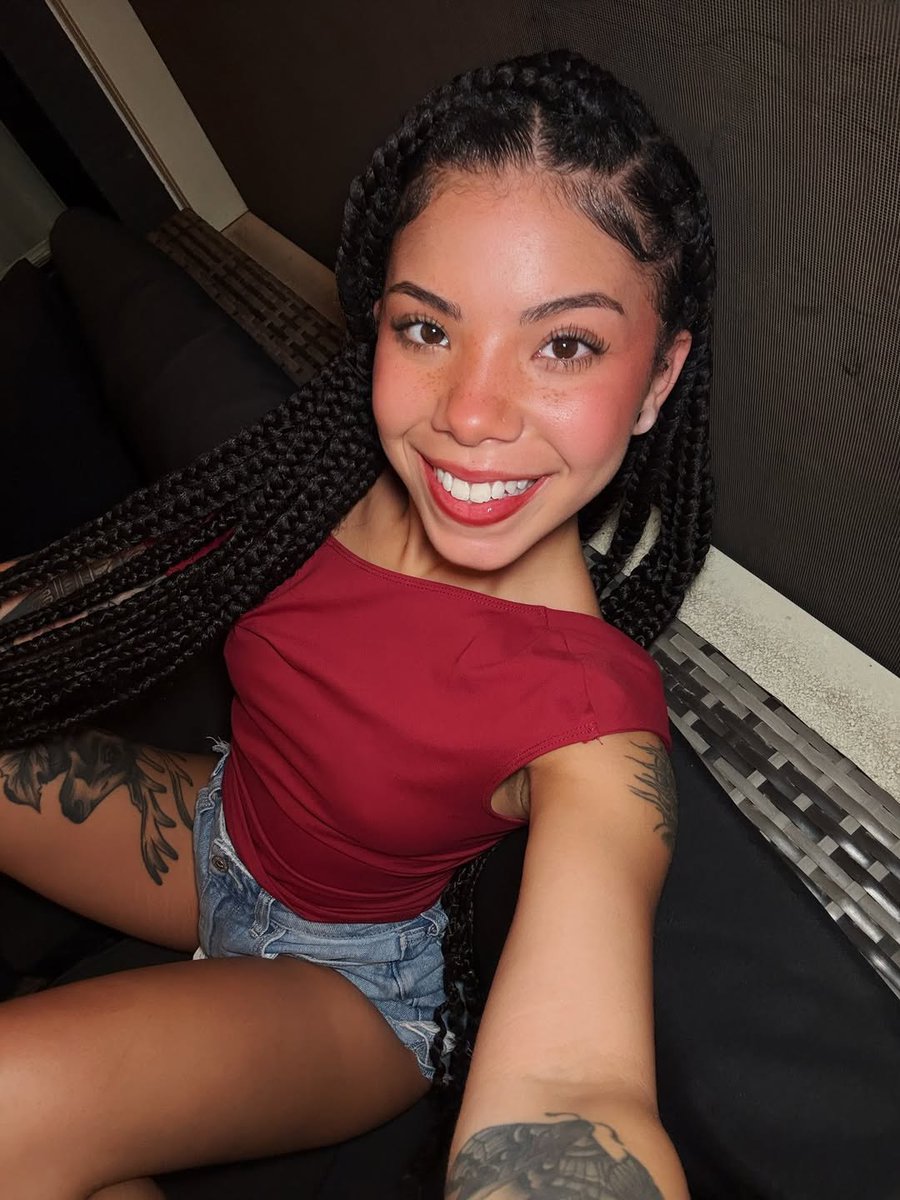 Guessinfinity's tweet photo. Lil tay only fans vidéo nudes 
https://t.co/FUB4UHboZx https://t.co/j2W4rNKXu9