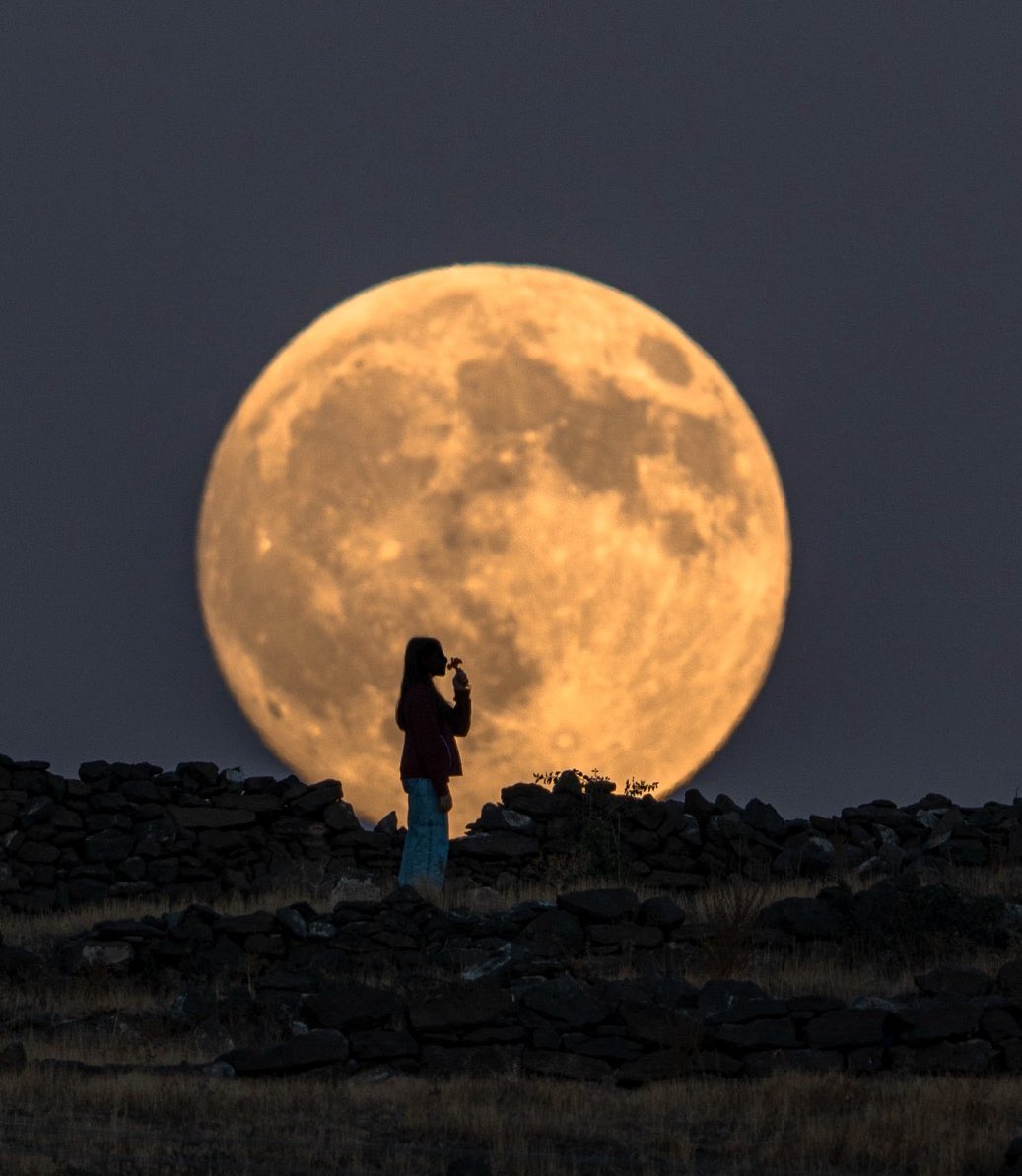 Bu akşam Ay.. 🌕🤗💕
06.10.2025