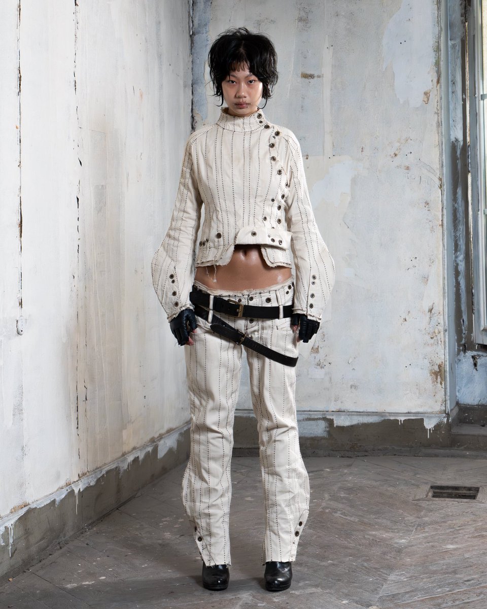 nicephoreimanur's tweet photo. NICÉPHORE IMANUÜR ~MITOSIS~ LOOKBOOK. FIRST ARTISANAL COLLECTION. DAUGHTER LOOK. 3/6. https://t.co/jXks1CdlXp
