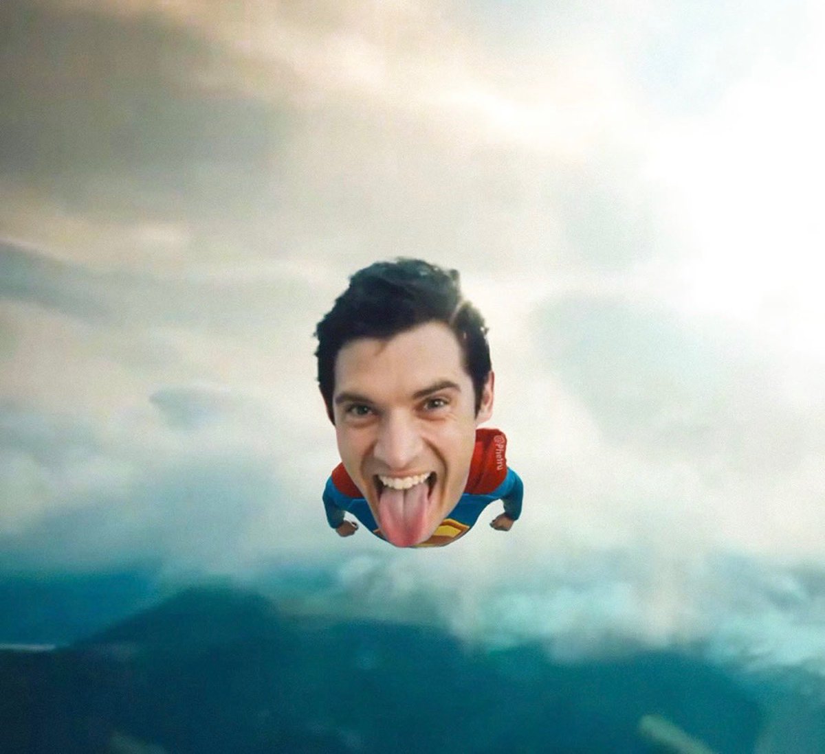 OVECHKlN's tweet image. 