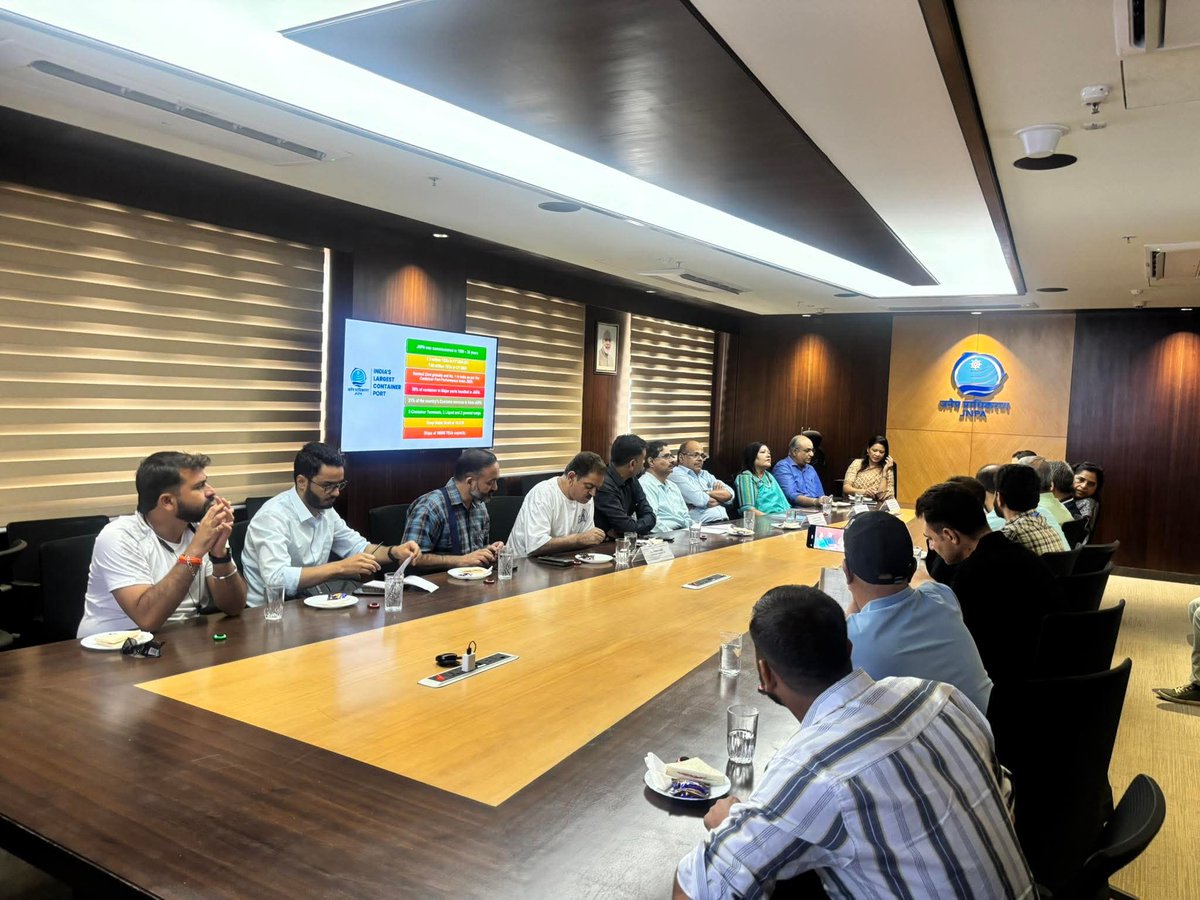 Attend Jawahar Lal Nehru Port Authority (JK Gateway port) Conference &amp; good news is that Chairman of JMPA offers support to JK Industry, farmers in Export to make JK economy more robust vibrant. Now the ball in Jammu Chamber, Kashmir Chamber Court. He also invites them to event.