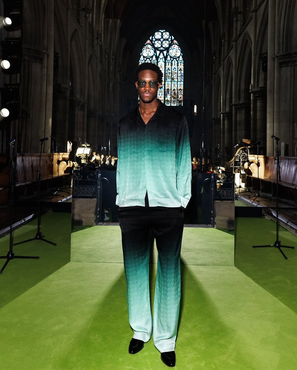 NoteSphere's tweet image. Omah Lay, Eva Apio, Tosin &amp;amp; Temi Ajibade and Wisdom Kaye at Casablanca SS26.