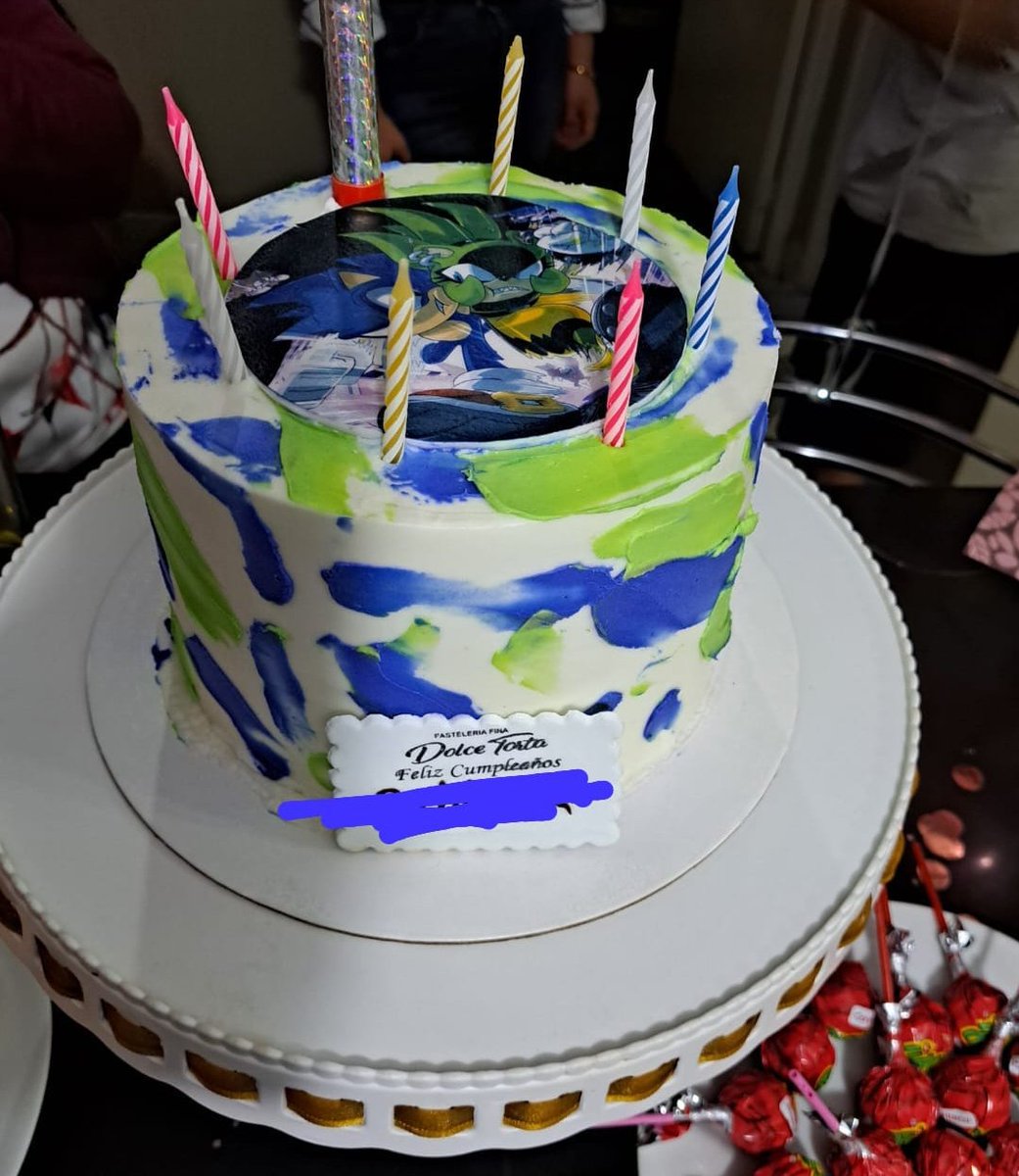 Lien ⌁⍟⌁ (Surge skin in rumble this month) tweet media