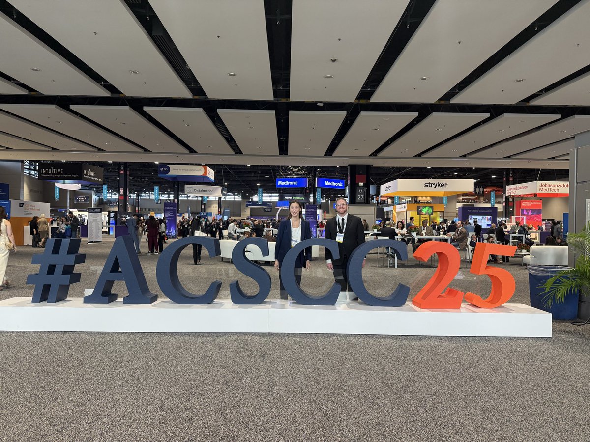 Christine Laronga tweet media