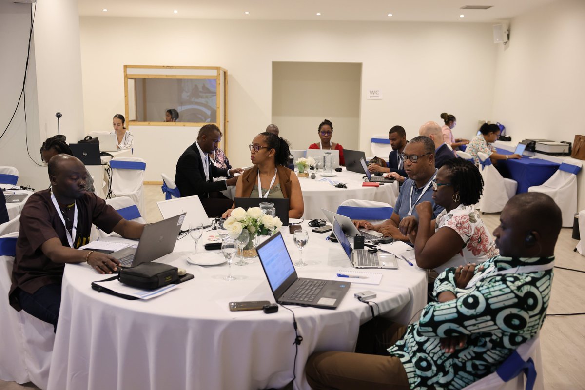 FAOCaboVerde's tweet image. #CECAF 🎣 Eastern Central Atlantic

Recommendations:
- standardization of data
- harmonization of the concept of small-scale fishing
- reduction in fishing effort for overexploited species
- validation of assessment methods
- strengthening of regional cooperation
- training