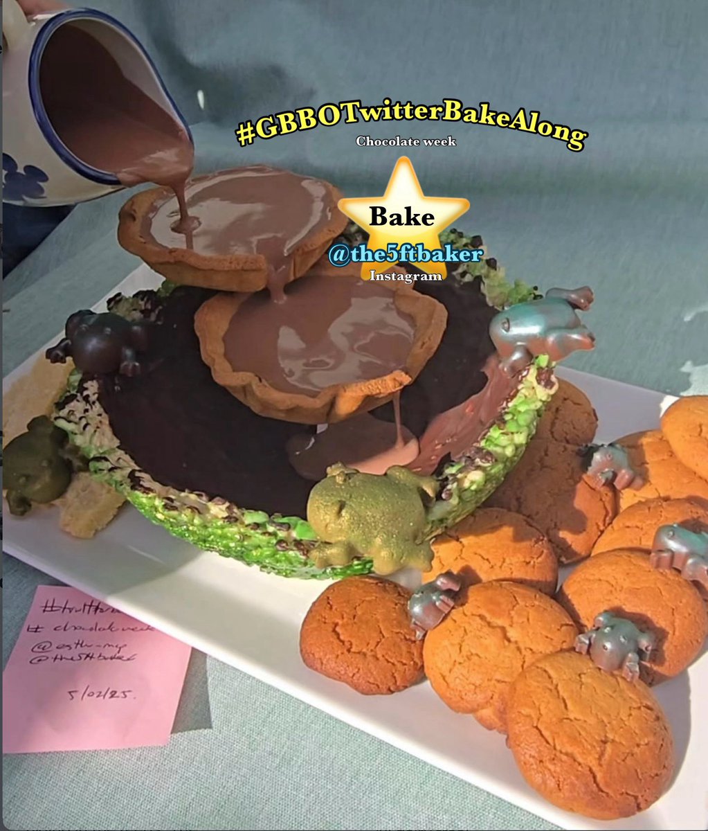 Congratulations to our #gbbotwitterbakealong ⭐️ baker over on Instagram we loved it Ester 👏🏻👏🏻👏🏻👏🏻