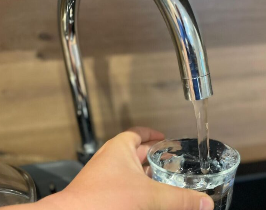 🚰🚱Pollution de l'eau en Seine-et-Marne  : des perchlorates détectés dans l'eau du robinet de 53 villes actu.fr/ile-de-france/… via <a href="/actufr/">actu.fr</a>