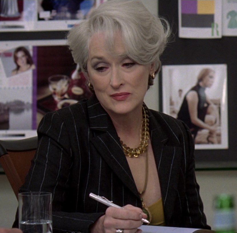 everyone hugging anne but meryl