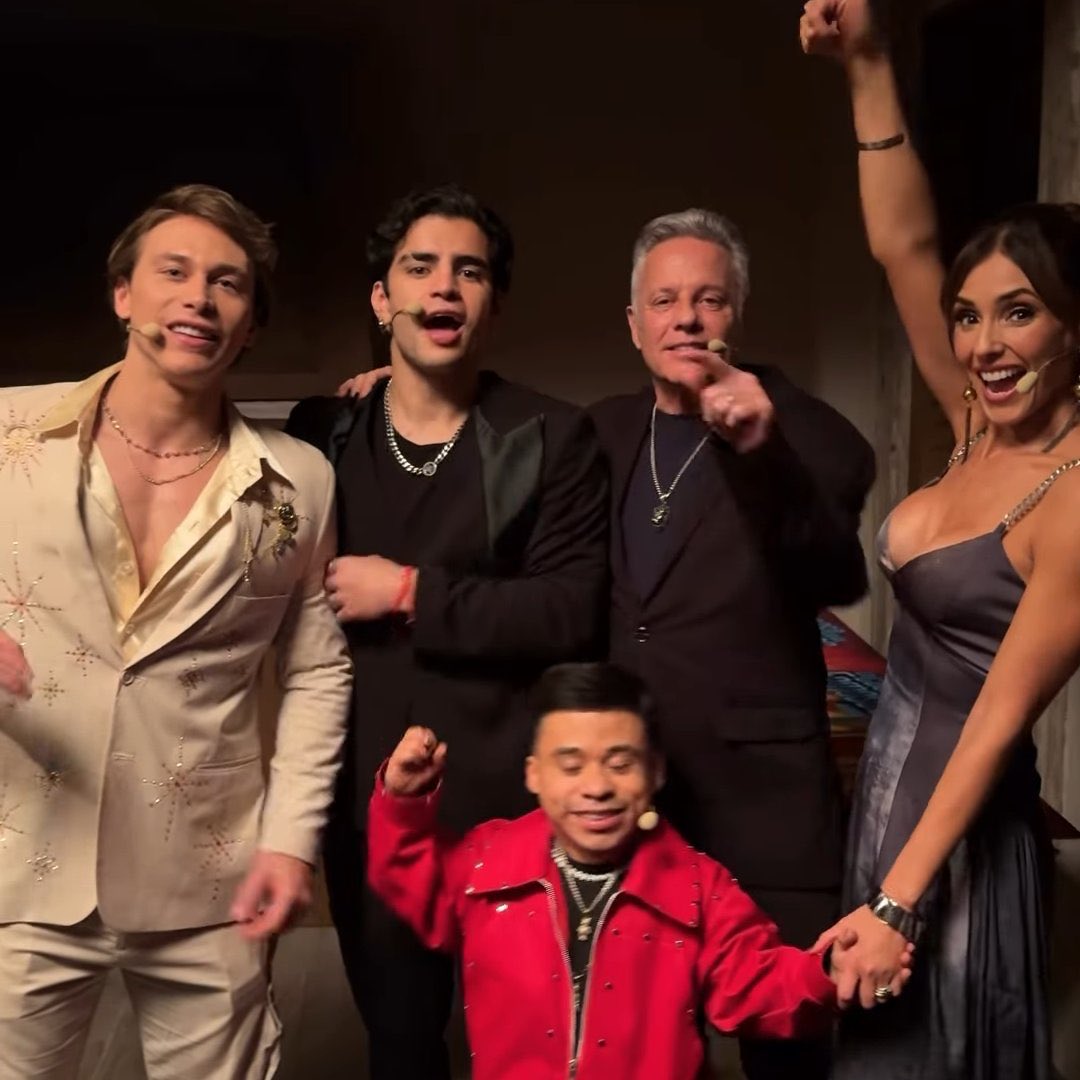 Son mis únicos originales 

#LaCasaDeLosFamososMx