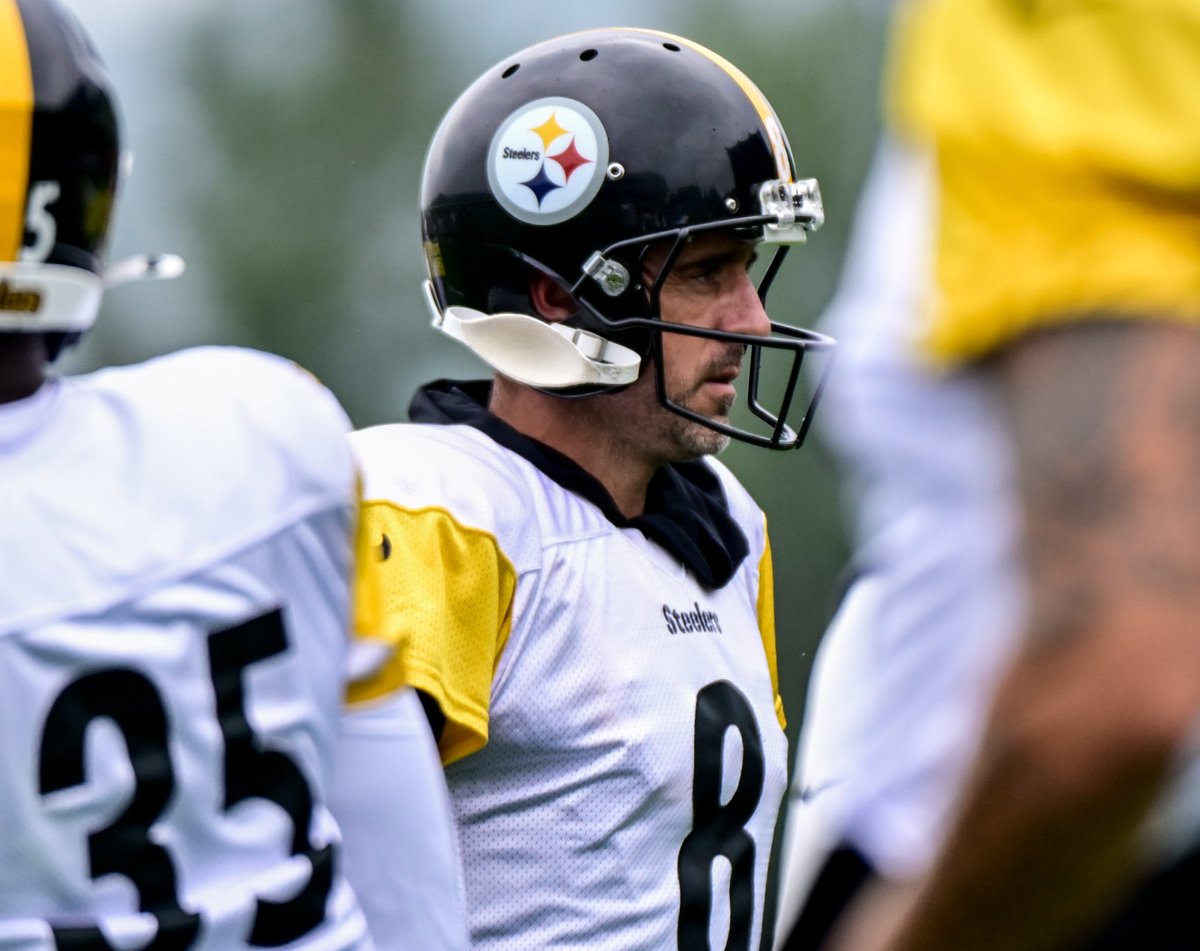 Ed Thompson tweet media