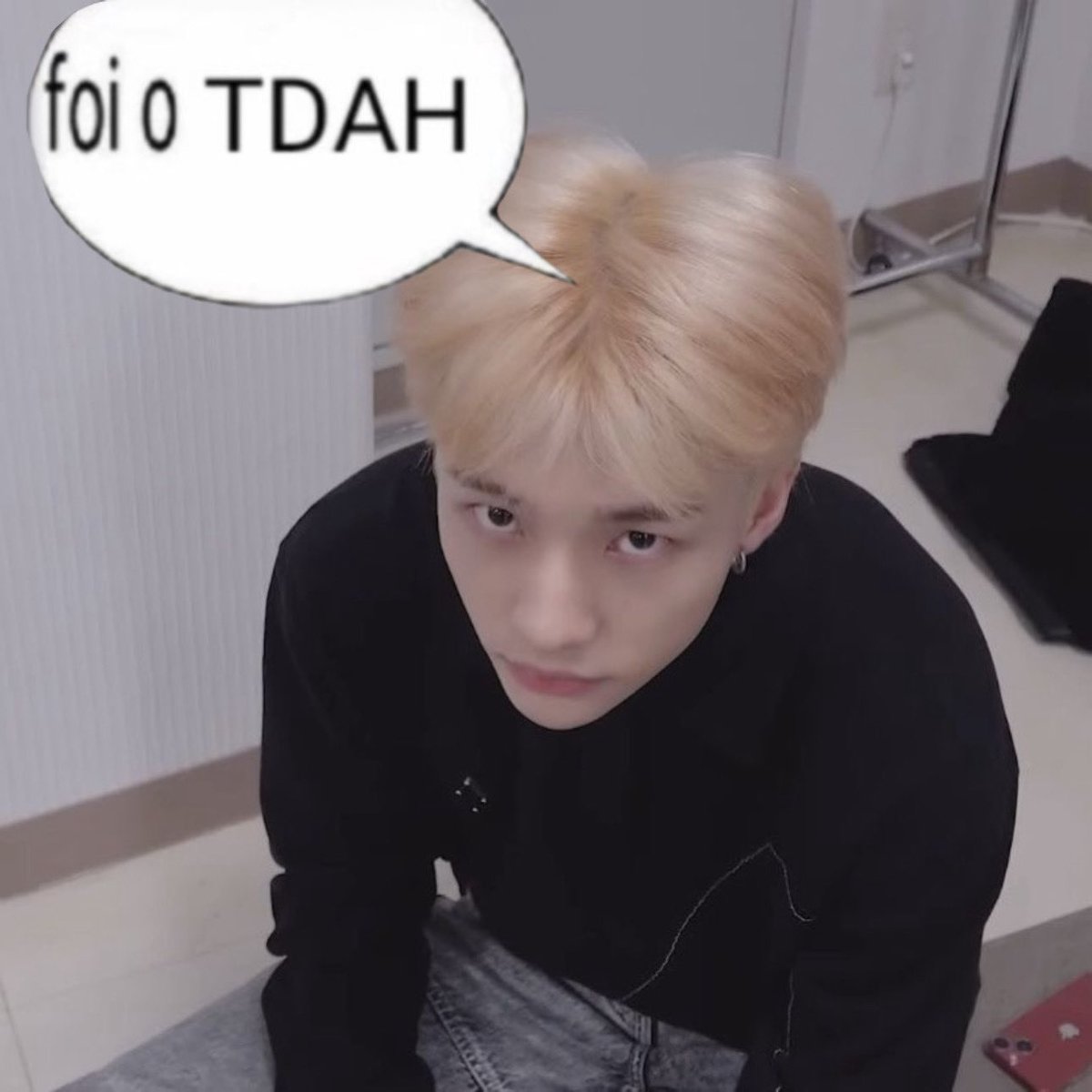 ghostemanesz's tweet photo. eu ⠀⠀⠀⠀⠀⠀ ⠀⠀⠀⠀⠀se eu fosse um cachorro https://t.co/2fhUHUo7rh
