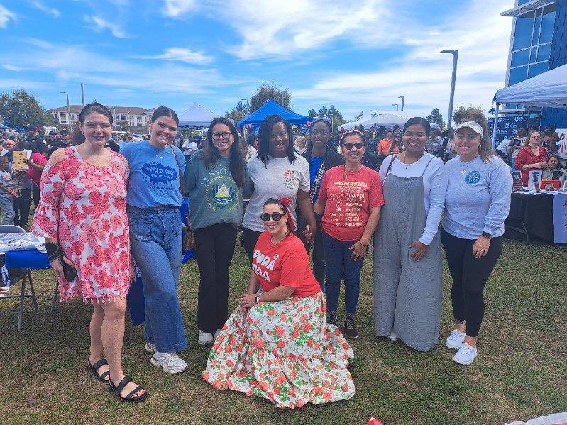 JCEScholars's tweet photo. Our JCE team enjoyed participating in @RichlandTwo Carnaval del Barrio this past Saturday. JCE represented Costa Rica. @RichlandTwo @PSmith1328 #OneSchoolOneFamilyOneMission https://t.co/H78E5SVJ1f