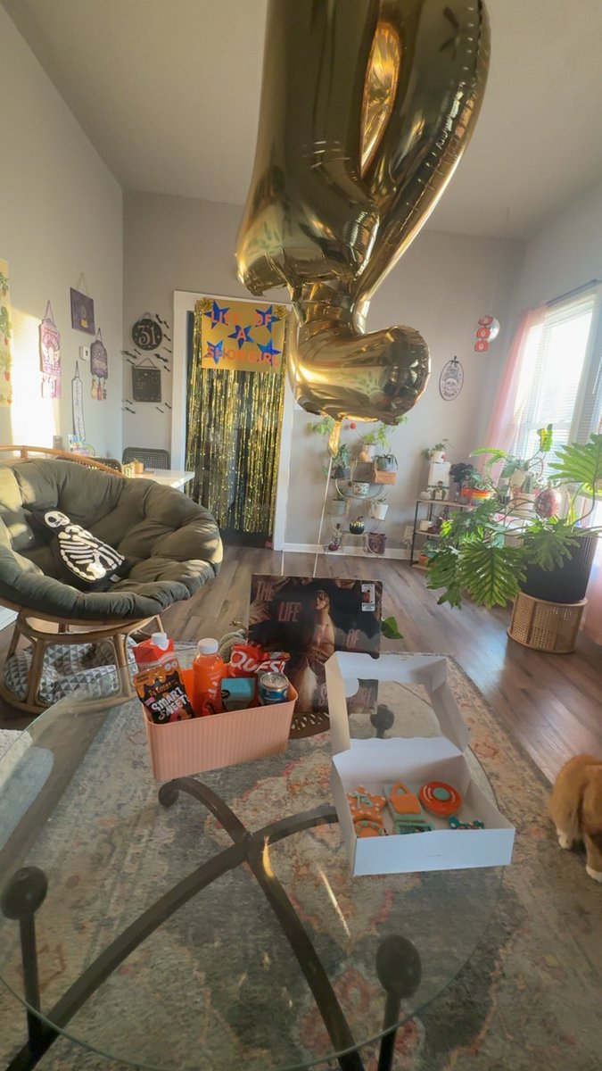 cheyflowerr's tweet photo. Forgot to share our TLOASG cinema premier party and outfits ✨✨ Album has been on repeat🧡🧡🧡🧡 @taylornation13 @taylorswift13 https://t.co/ZIadDpzcKu