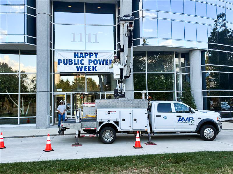 amppublicpower's tweet image. Wishing our 130-plus Members across nine states a happy #PublicPowerWeek. We are displaying our banner on the AMP headquarters building this week in celebration of public power and its many benefits.
 
 #WeArePublicPower #CommunityPowered #PublicPower