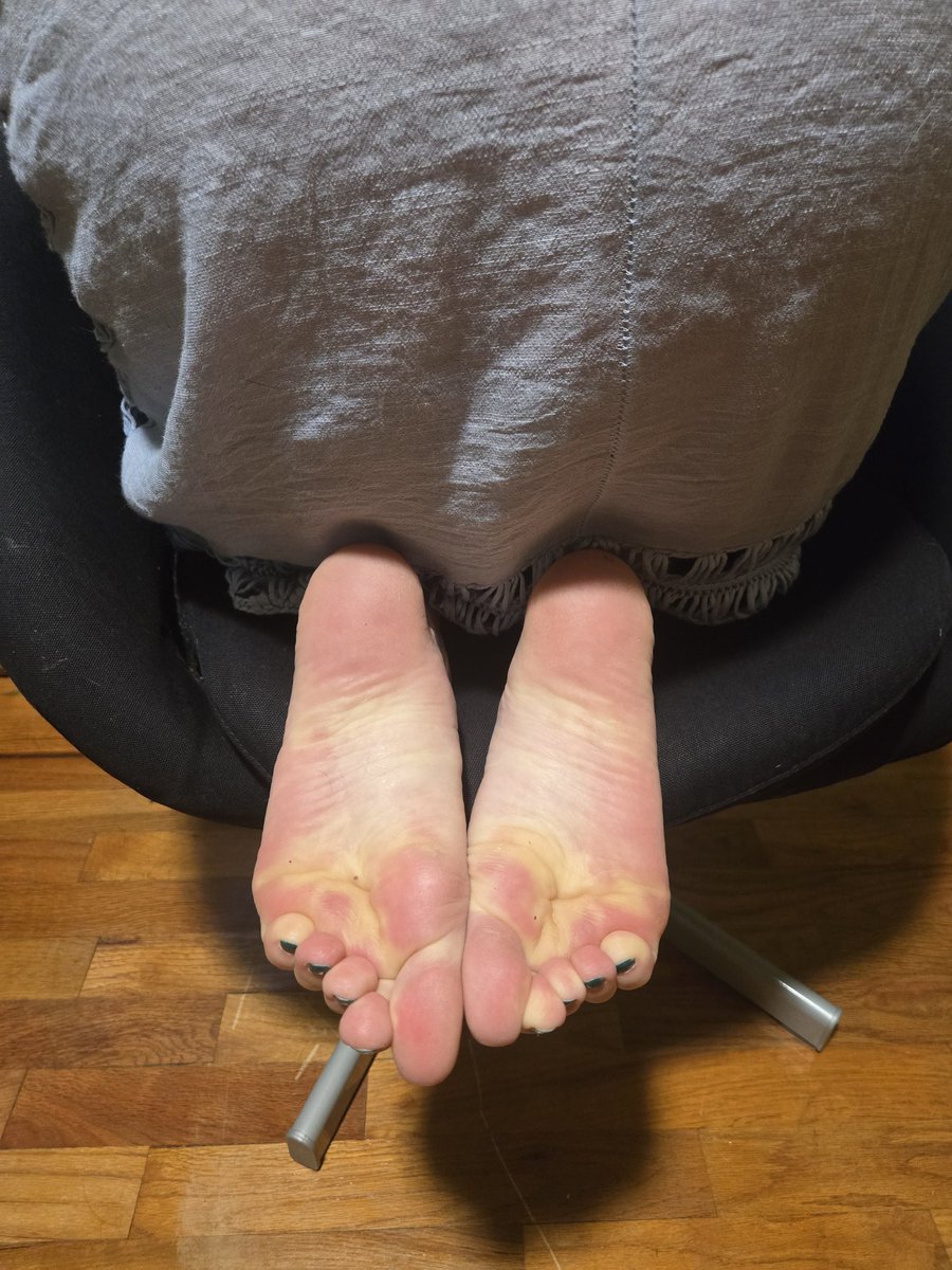 angel_dancerfeet tweet media