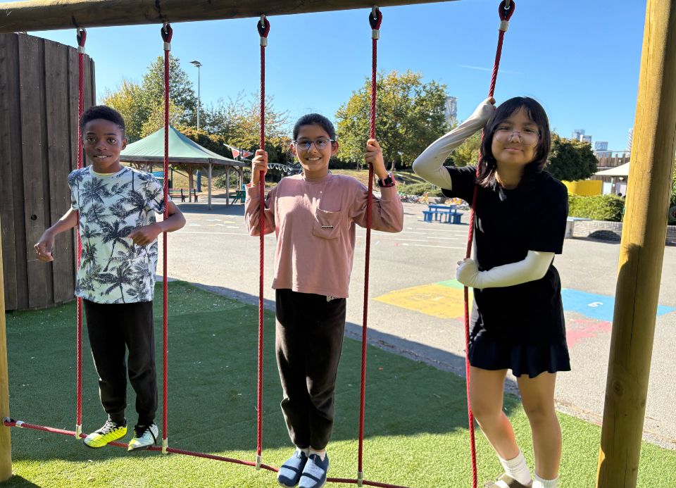 Congratulations to Y6 Jamaica class with an unbeatable 100% attendance last week! A special mention also to Australia, Italy, Japan, Nigeria and Wales who all had above 98% attendance last week. Excellent work everyone, keep it up!