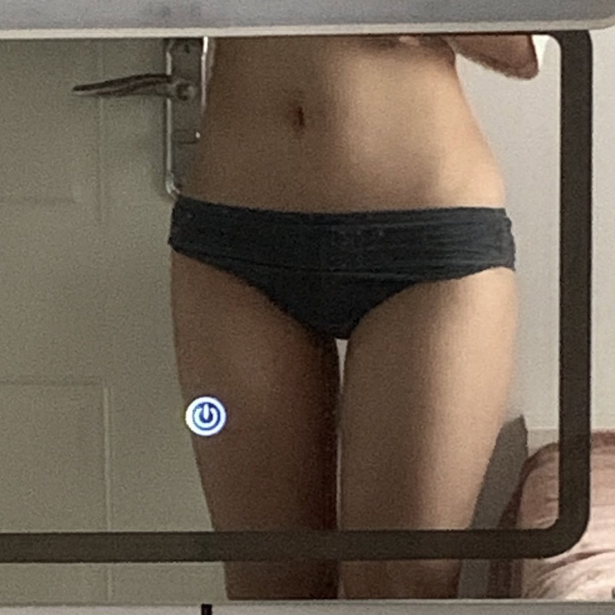 SweeLin4's tweet image. 扬州一个能熬的都没有 在线的点赞关注看福利