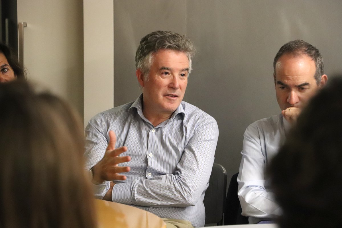 🔸Més d’una cinquantena de càrrecs de Demòcrates - membres de l’Executiva, càrrecs electes del Govern, del Consell General i dels comuns– ens hem reunit per consensuar les línies de treball de la 2a meitat de la legislatura

🔗Trobaràs tota la info aquí: democrates.ad/reunio-de-lexe…