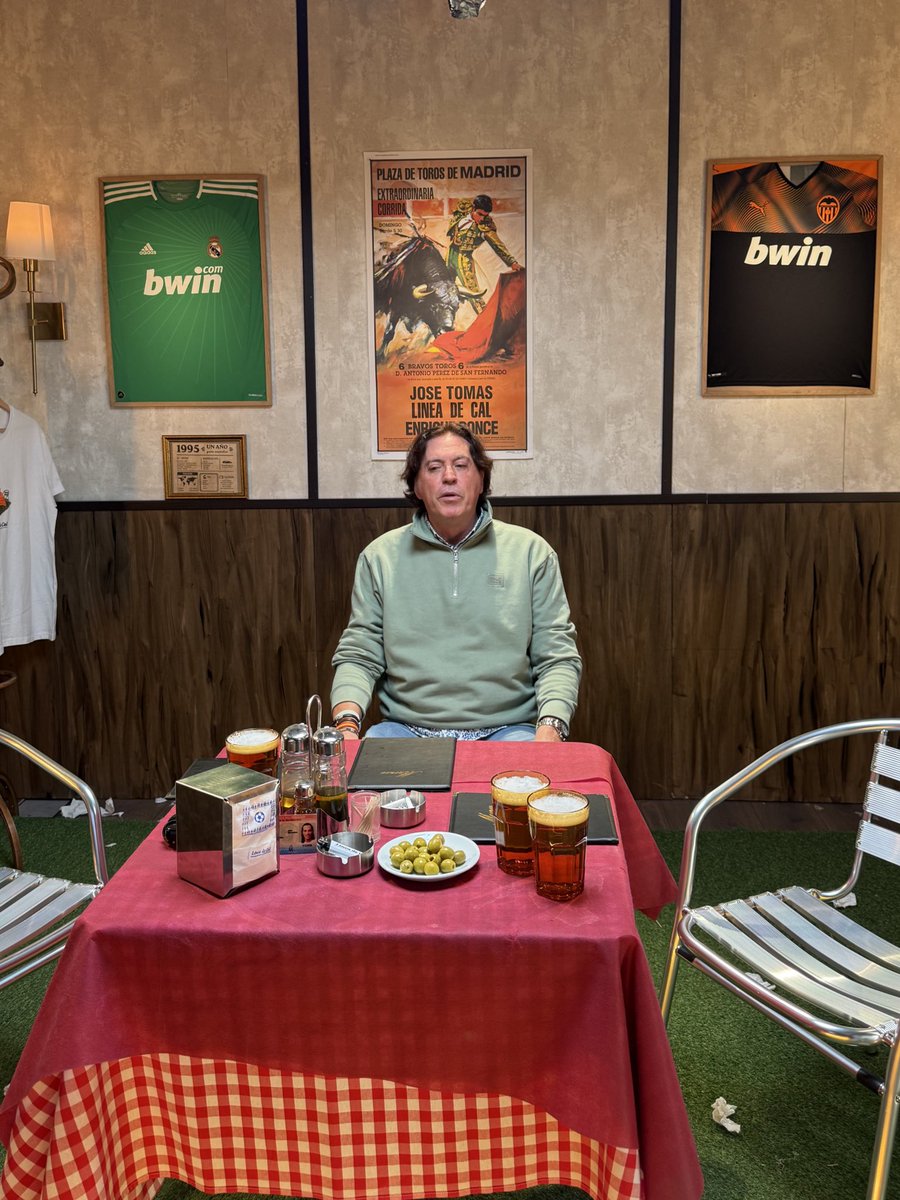 esto empieza

twitch.tv/linea_d_cal