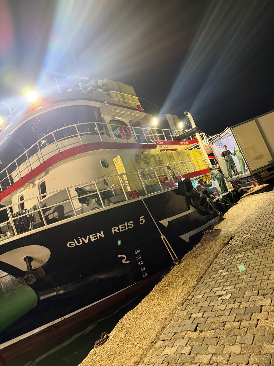 Cesmeilcetarim's tweet photo. 📍#çeşme
⏩ Bakanlığımızın #talimatları kapsamında İzmir'de eş zamanlı olarak gerçekleştirilen, #su ürünlerine yönelik #denetim ve #kontroller müdürlüğümüzce, ilçemizde gerçekleştirilmiştir. 🐟 ⚓☸️
#öncetarım🌾 #çeşme 🌊
@TCTarim @izmirtarim
@ibrahimyumakli
@MstafaSahin44 https://t.co/QvecGJQ6ps