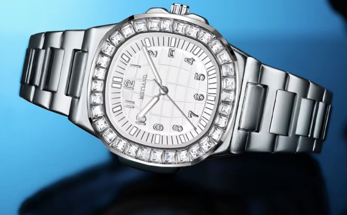 flucxdeals's tweet image. ✨Elevate your style in 2025! 

This Luxury White Square Diamond Wristwatch guarantees to turn heads.

Comes with luminous glow, waterproof toughness, date window, &amp;amp; stainless steel shine.

jumia.co.ke/generic-2025-h…

#MensWatches #LuxuryTimepieces #JumiaDeals #Barcelona #Chelsea