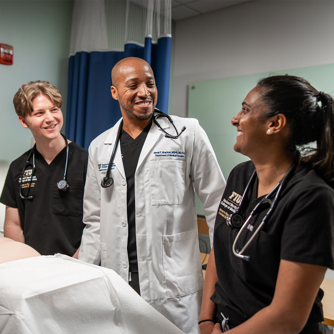 FIUMedicine's tweet image. Happy National PA Week! 🎉 Celebrating the vital contributions and dedication of physician assistants. Our PA program celebrates the annual event with spirit week fun and giveaways for our PA students! 💙

#PAWeek #PhysicianAssistant #FIUMed