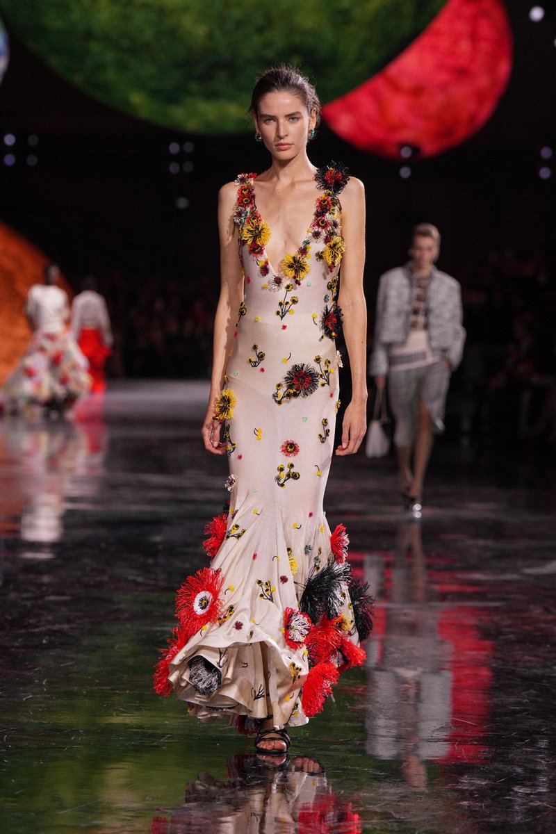 beyzanurapaydin's tweet image. I absolutely love this #ChanelSS26
