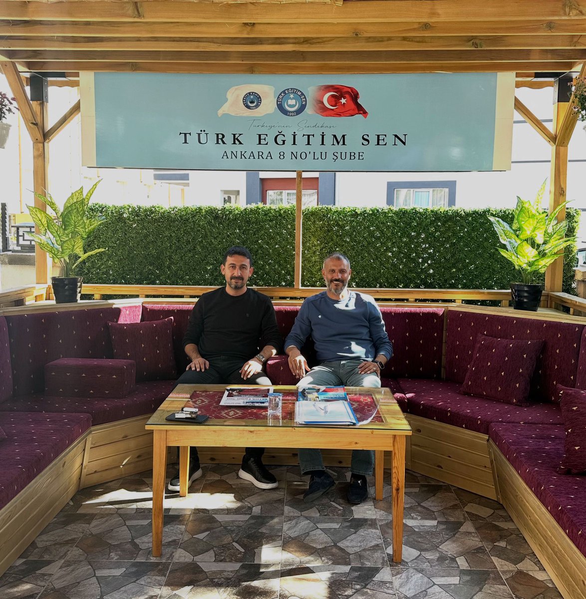 Türkav Çubuk Şube Başkanı Zübeyir ŞAHİN Şubemize ziyarete geldi. Başkanımıza nazik ziyaretlerinden dolayı teşekkür ederiz