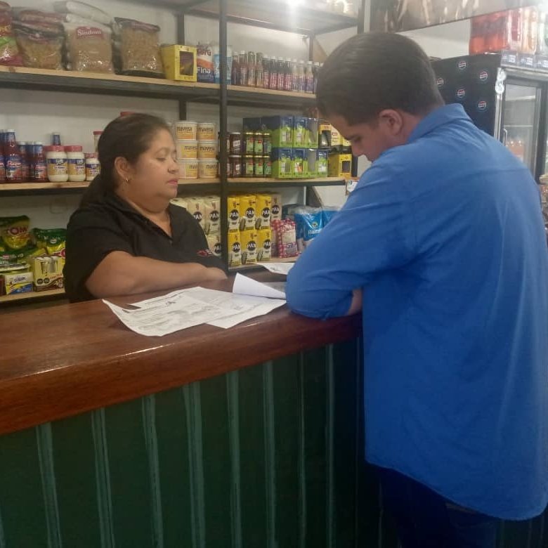 #Entérate | El día de hoy, 6 de octubre, el SABATES se encuentra verificando deberes formales tributarios en comercios del municipio Sucre. 

<a href="/NicolasMaduro/">Nicolás Maduro</a> 
<a href="/sucregobierno_b/">SucreGobierno.B</a>  

#SomosSABATES🇻🇪💙