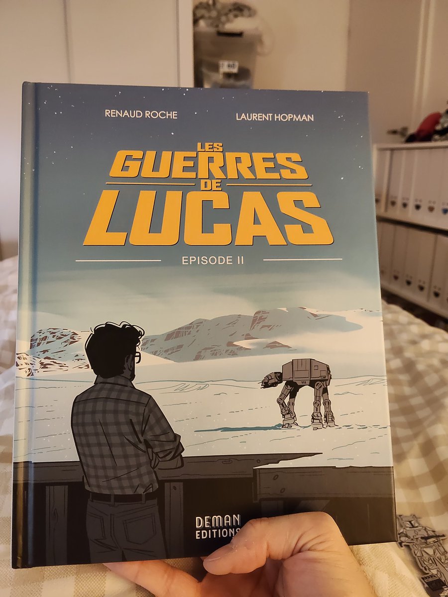 Il est tout Beau, il est frais et il est surtout déjà lu.
Je me suis sacrifié pour SWD et je dois dire que là encore c'est une masterclass.
L'écriture est tellement intelligente que je ressens le poids, la solitude de Lucas et tant d'autres.
C'est bien fait, bien raconté,