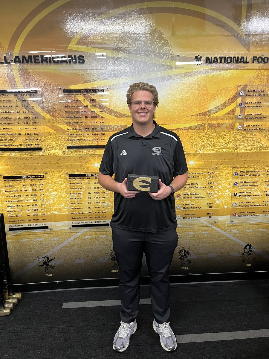 🗣️ BRICK AWARDED 🗣️

Congratulations to Kyle Zimmerman for EARNING his brick. 🧱

- Trust and Accountability ☑️ 
- Attitude ☑️ 
- Family Over Everything ☑️ 

#W.I.N. 🐝