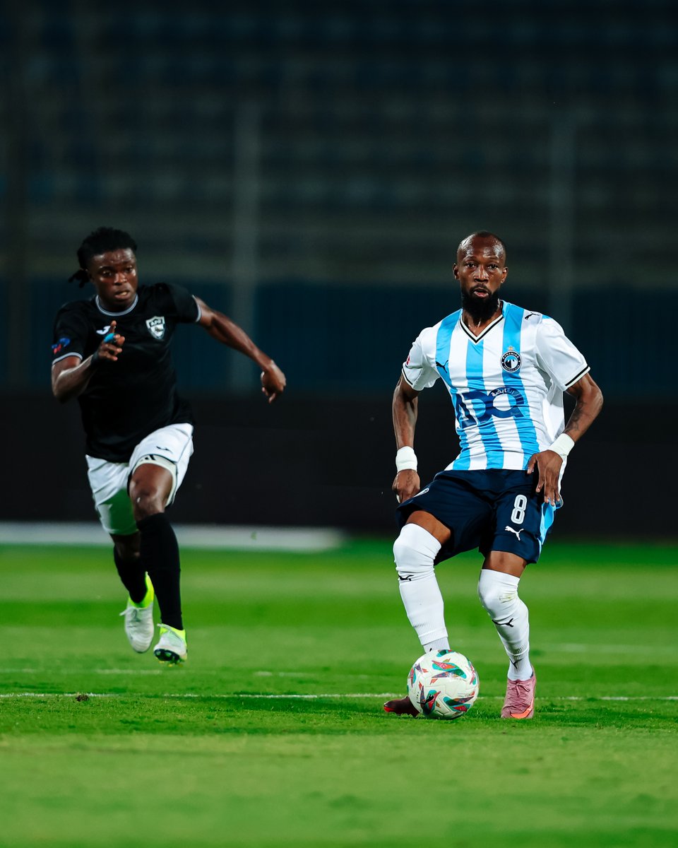 pyramidsfc's tweet image. 🔝⚽💥

#Pyramids | #ملوك_الكرة | #PYRAPR