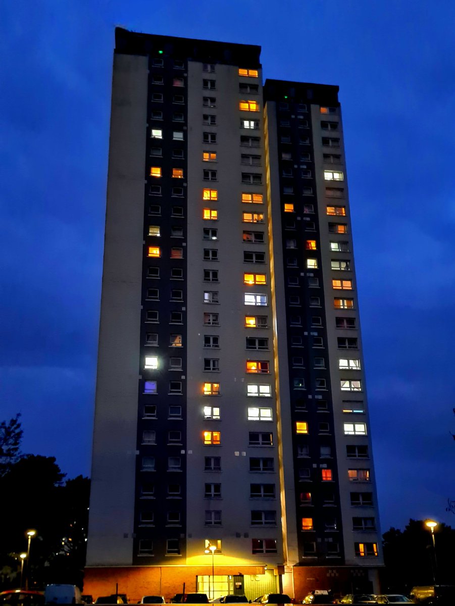 is_glasgow's tweet photo. Cheviot Court in the Knightswood area of Glasgow. It's one of five multistorey residential tower blocks constructed along Kirkton Avenue in the 1960s. L
Cont./
#glasgow #architecture #architecturephotography #knightswood #highflats #glasgowatnight #nightphotography https://t.co/aTnLU9dpZd