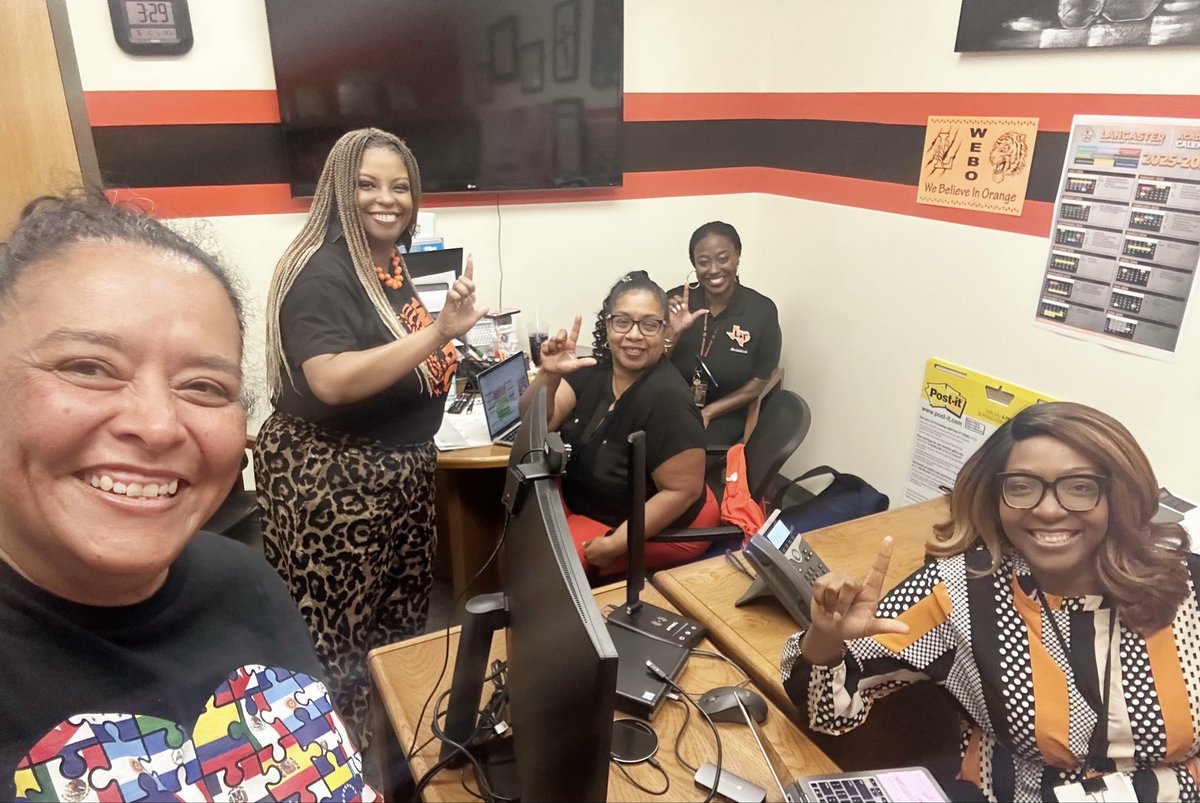 1st Six Weeks Campus Calibration Meetings were transparent, interactive and data driven today. Thanks to lead learners at WME, JD Hall &amp; HES for getting it started. #learnleadroar 🧡🖤