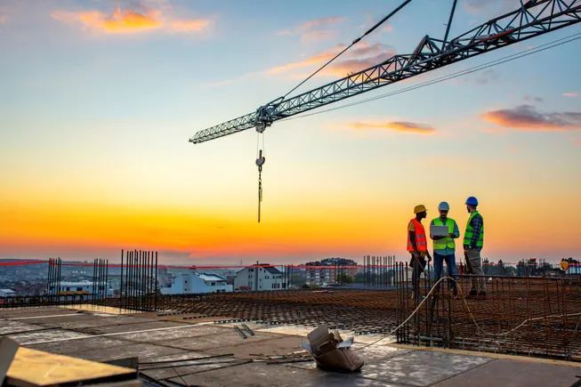 CSIConstruction's tweet image. Major markets showed fewer of the hallmarks of building activity for the second consecutive report, according to Rider Levett Bucknall. buff.ly/xH3J0Zz