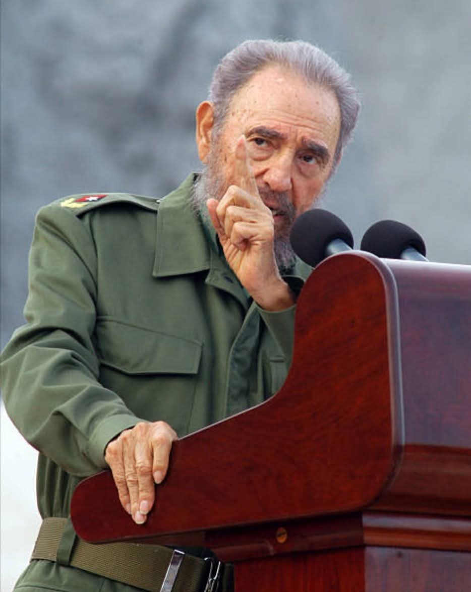 En la primera trinchera para defender la Patria seguiremos luchando por #Cuba y la Revolución.
#100AñosConFidel #Mayabeque #JuntosPorMayabeque <a href="/DiazCanelB/">Miguel Díaz-Canel Bermúdez</a> <a href="/SalvadorValdesM/">SalvadorVM</a> <a href="/DrRobertoMOjeda/">Dr. Roberto Morales Ojeda</a> <a href="/edelso_ramos/">Edelso Ramos Linares</a> <a href="/lamas_aguiar/">Manuel Aguiar Lamas</a> <a href="/MarisolFFerrer/">Marisol Fuentes Ferrer</a> <a href="/MirielaHoyos10/">Miriela Hoyos Barroso</a> <a href="/valdes_ham16009/">Hamlet valdes leon</a> <a href="/BequeMaya/">Maria Dailis Guerra More</a>