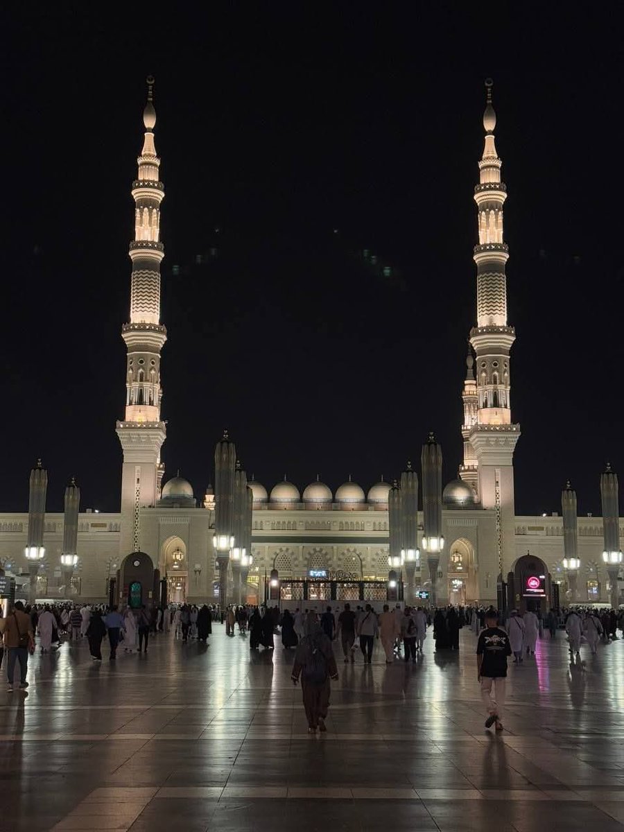 ربنا يوعد الجميع بالعمره وزيارة المسجد النبوي الشريف 🤍