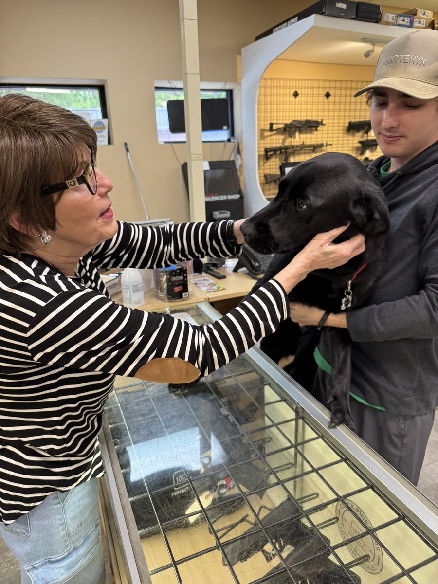DeborahRem75039's tweet photo. I love Molly @BullsEyeGunClub https://t.co/uPJqTKLUQG