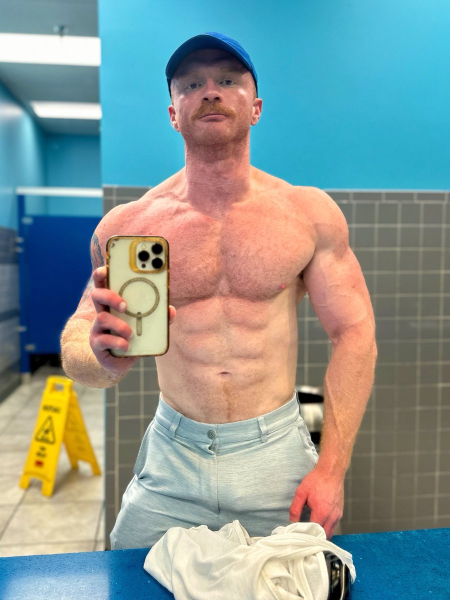 BRODY FOX 🦊 tweet media