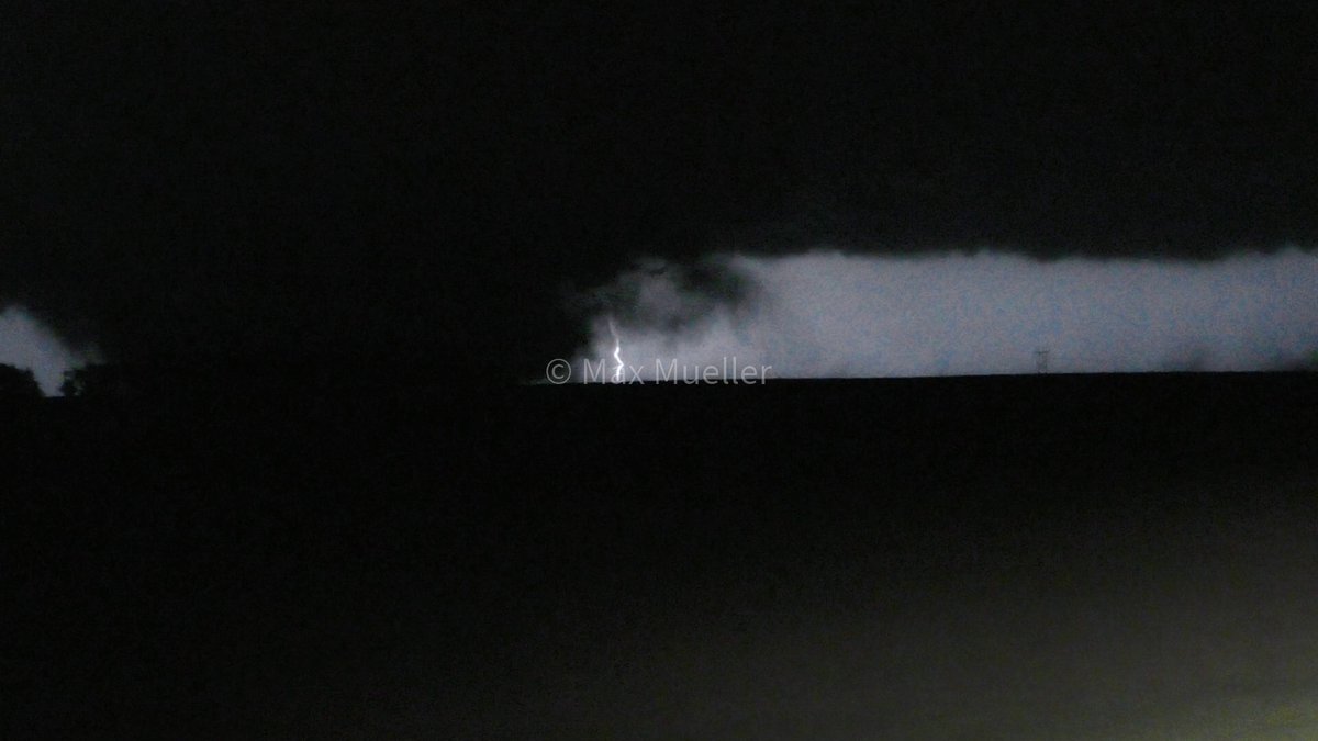 Max Mueller tweet media