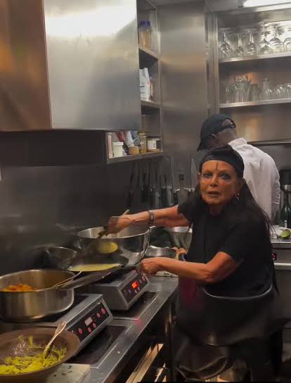 mightbechule's tweet image. what if i started my sourdough journey just to buy a miu miu apron. 

then what?