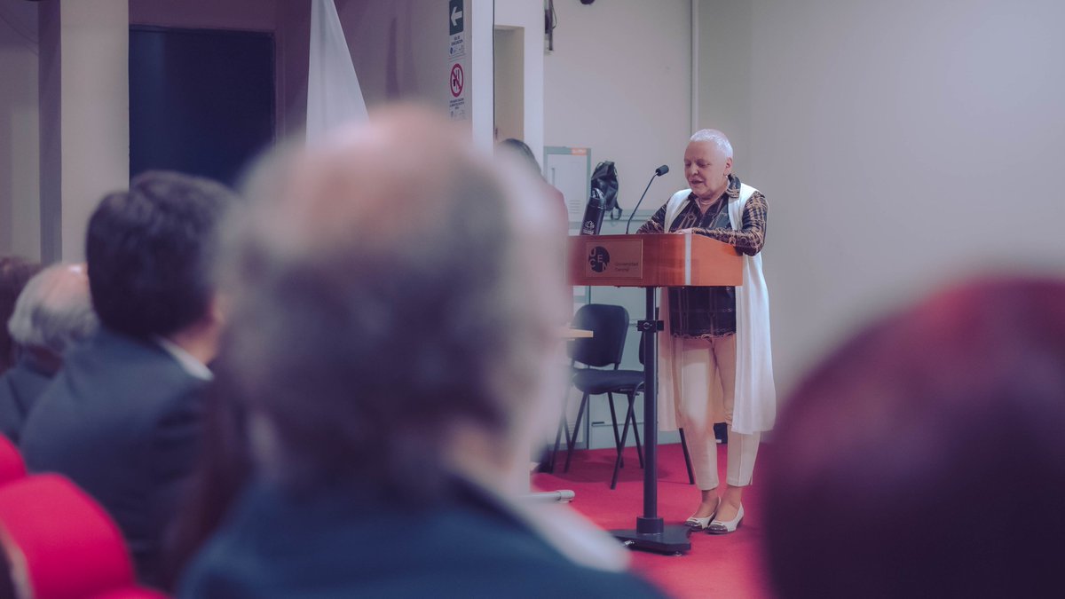 HCSBA rinde Cuenta Pública - Gestión 2024 ante más de 150 personas ❤️🙌

Desde el Salón Rojo de la Universidad Central, la Dirección del HCSBA expuso la información de la producción clínica, financiera, de infraestructura y administrativa de la gestión del año anterior.