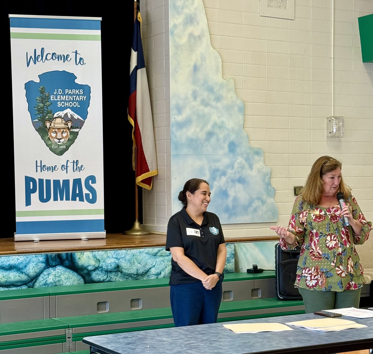 Dr. Hickman and Melissa Valdez visited Parks Elementary to share a special message with Parks educators about the Cornerstone Club Campaign. ✨ 
The Cornerstone Club Campaign closes on October 10th, don’t miss this opportunity to support the Education Foundation! 💙