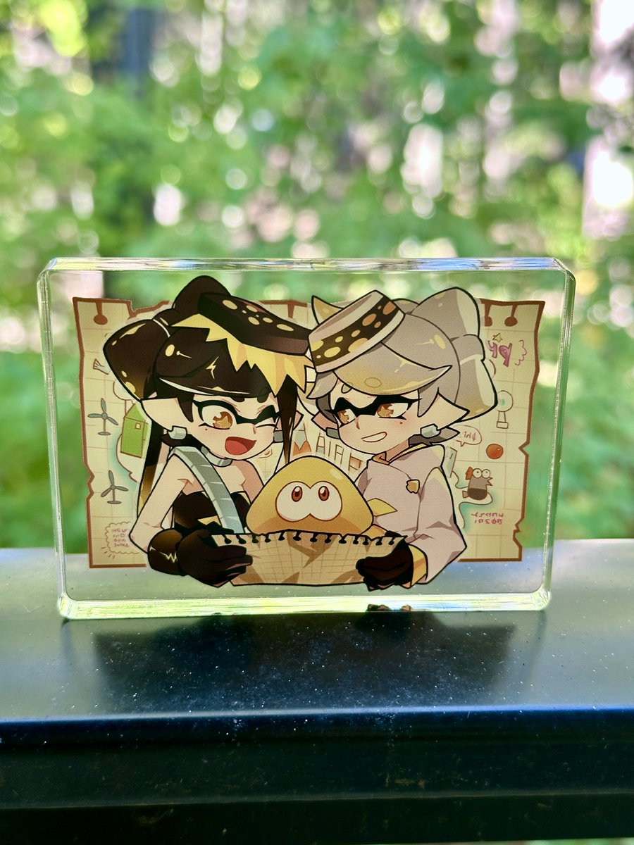 SplatPlanner's tweet photo. The rest of our acrylic merch safely arrived. The acrylic  block can be displayed on a desk or used as a paper weight. And the pencil box can hold pencils, pens or even notepads.

🦑Acrylic block: @gomipomi 
🐙Pencil box: @cinnabeep https://t.co/fMLOKoDKx7